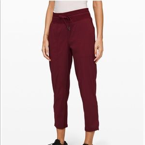 Lululemon Dance Studio Crop (unlined)